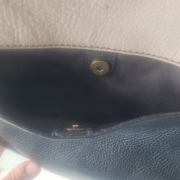 Fossil Colorblock Charlotte Hobo Black and Tan Shoulder Bag - Picture 6 of 13